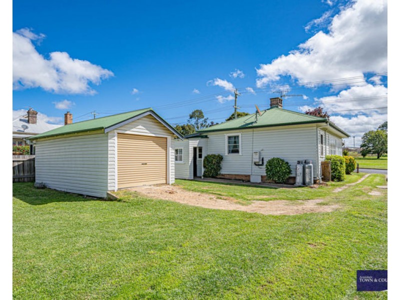 161 Butler Street, Armidale NSW 2350