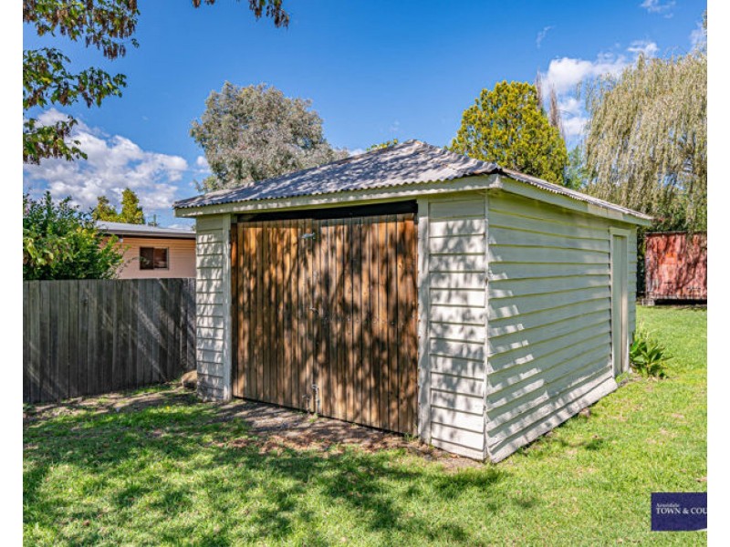 4 West Avenue, Armidale NSW 2350