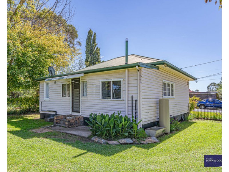 4 West Avenue, Armidale NSW 2350
