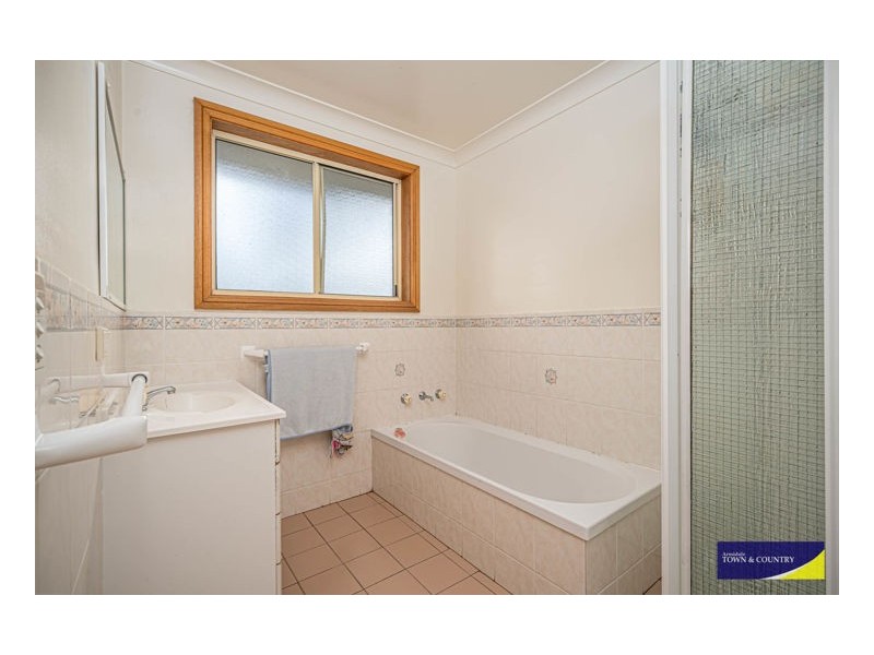 12 Aldred Avenue, Armidale NSW 2350