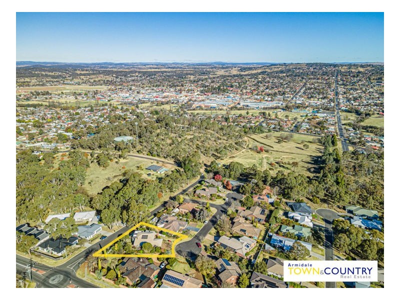 3 Eulahbar Crescent, Armidale NSW 2350