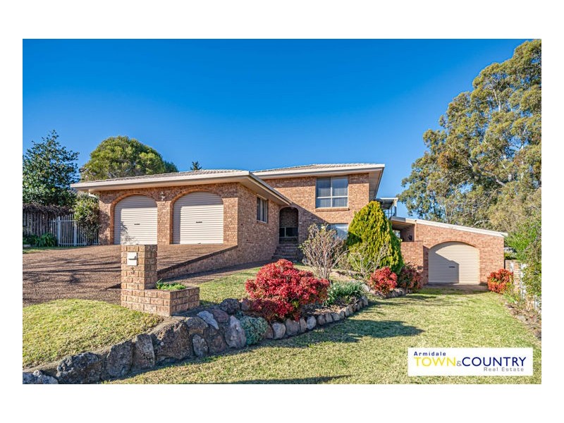 3 Eulahbar Crescent, Armidale NSW 2350