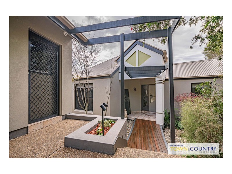 18 Nathanial Pidgeon Drive, Armidale NSW 2350