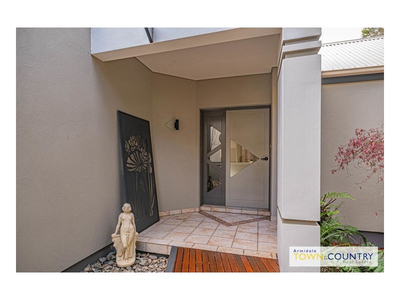 18 Nathanial Pidgeon Drive, Armidale NSW 2350