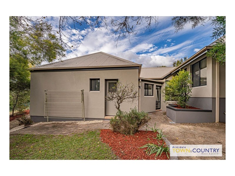 18 Nathanial Pidgeon Drive, Armidale NSW 2350