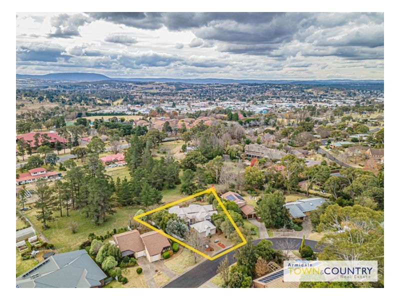 18 Nathanial Pidgeon Drive, Armidale NSW 2350