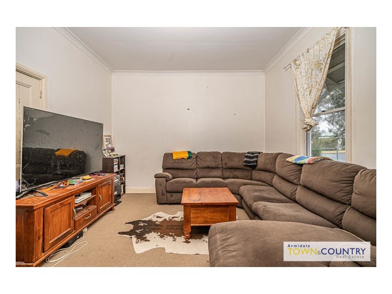 15 Crescent Street, Armidale NSW 2350