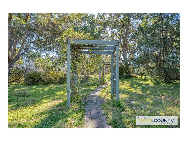 24 Bilga Road, Armidale NSW 2350