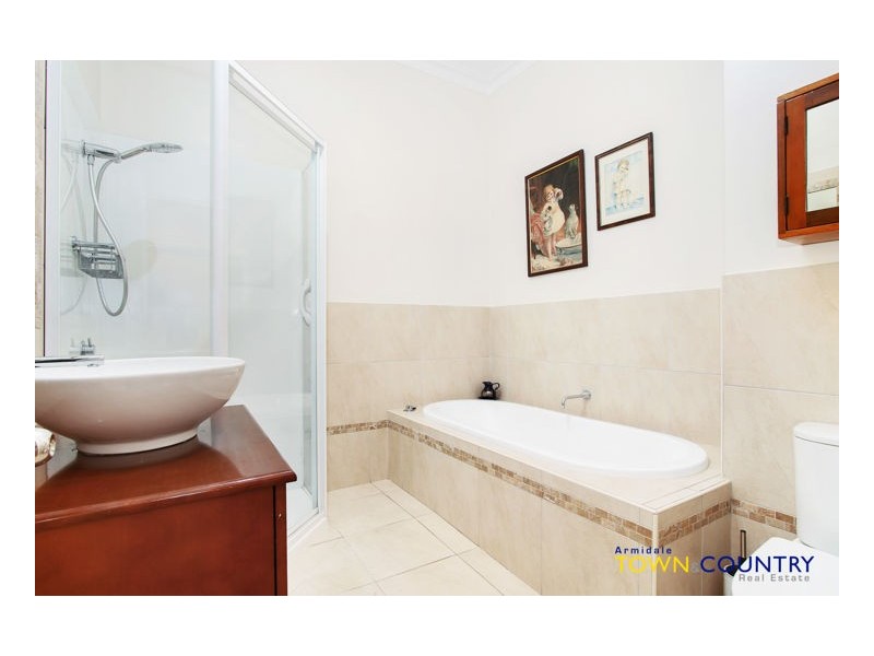 62 Mundays Lane, Armidale NSW 2350