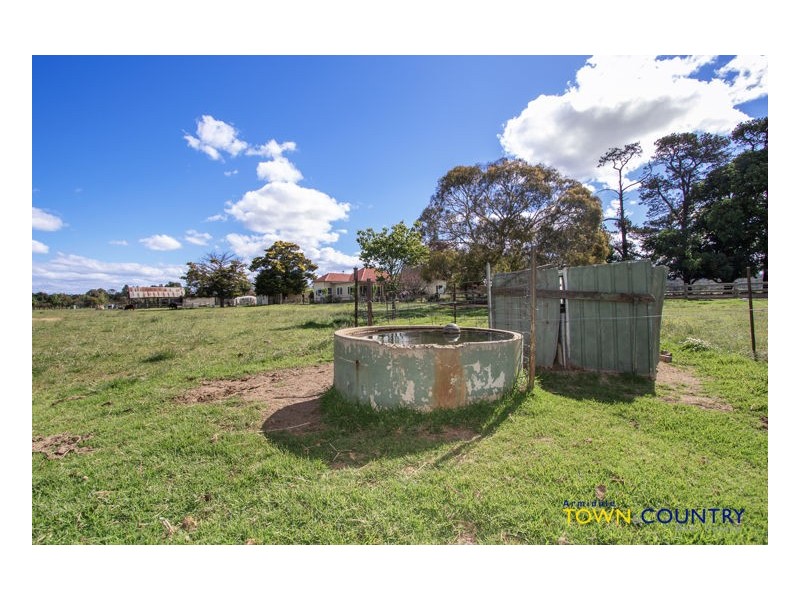 62 Mundays Lane, Armidale NSW 2350
