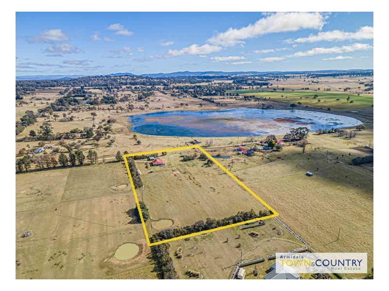 60 Mundays Lane, Armidale NSW 2350