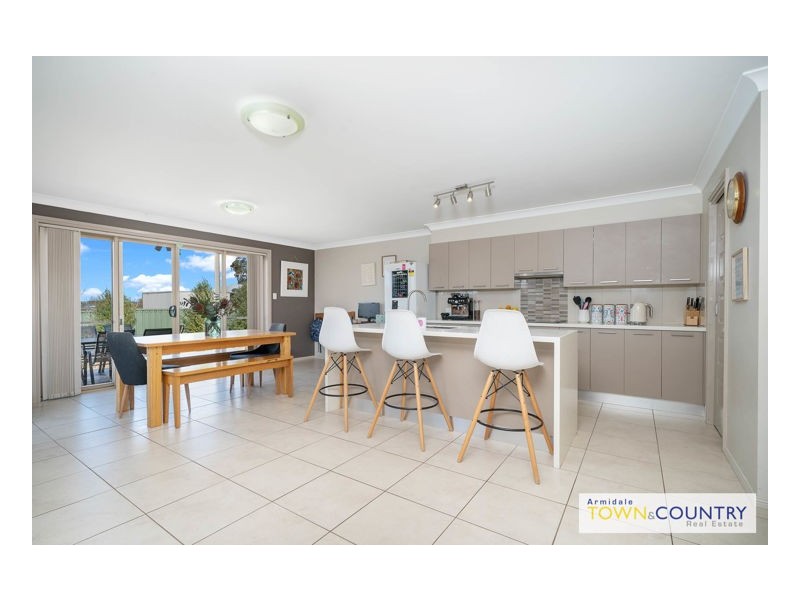 21 Netherton Park Avenue, Armidale NSW 2350