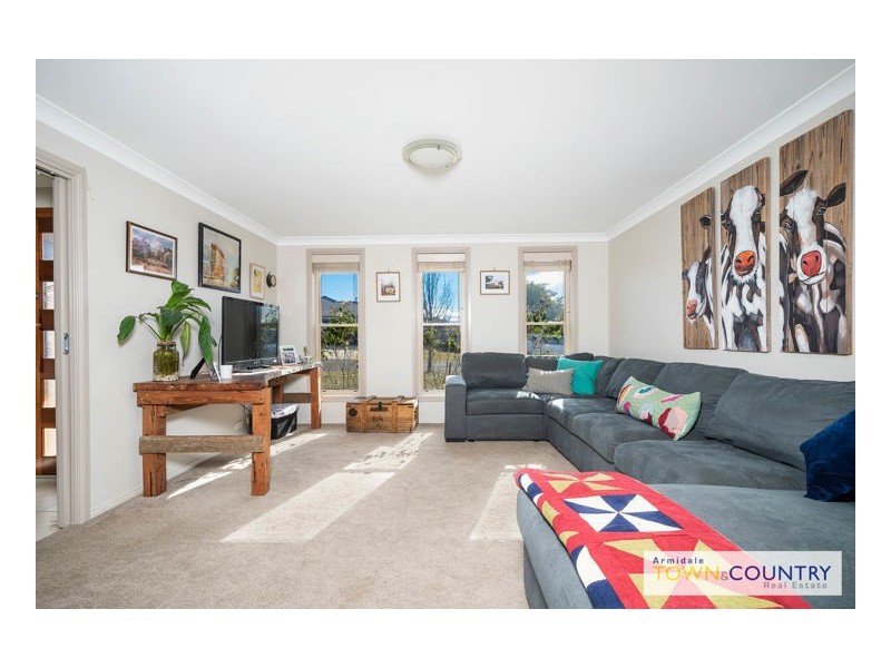 21 Netherton Park Avenue, Armidale NSW 2350