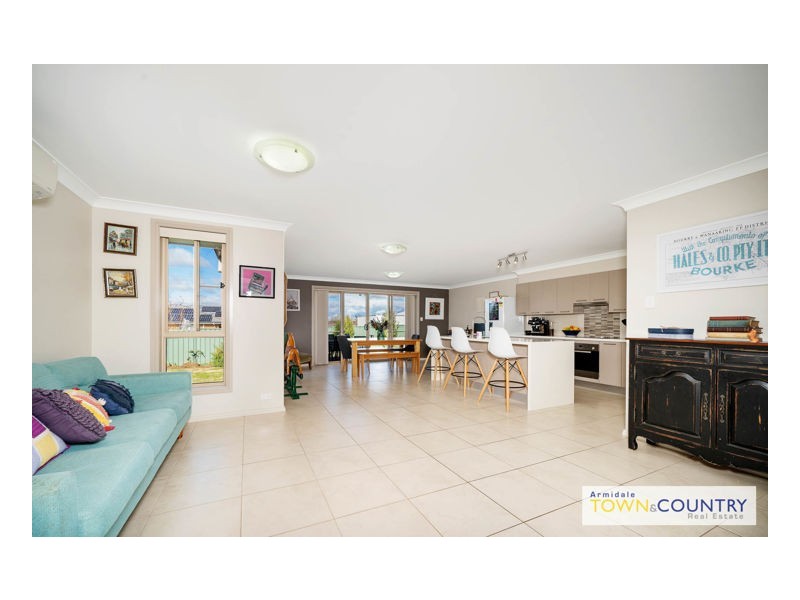 21 Netherton Park Avenue, Armidale NSW 2350