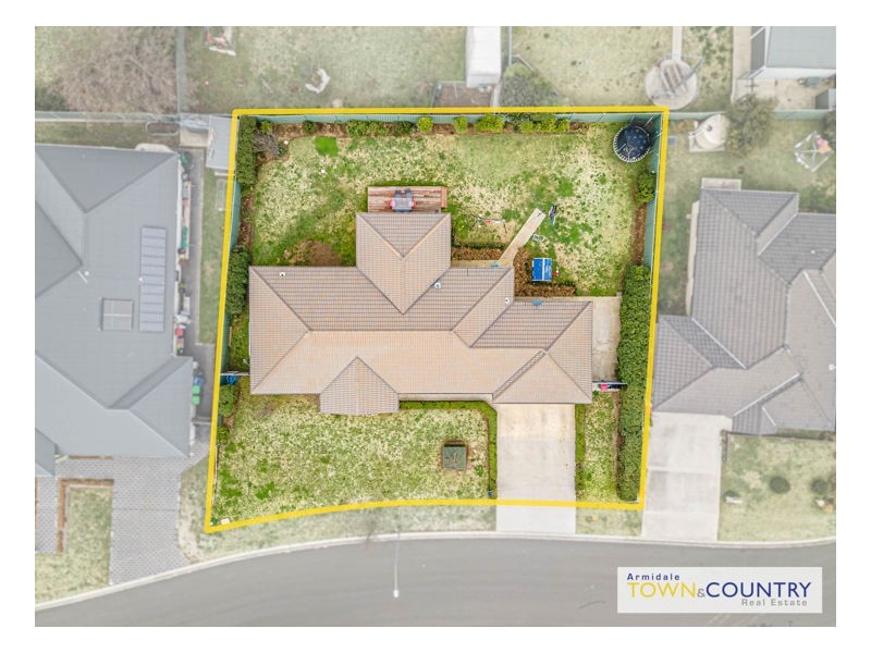 21 Netherton Park Avenue, Armidale NSW 2350