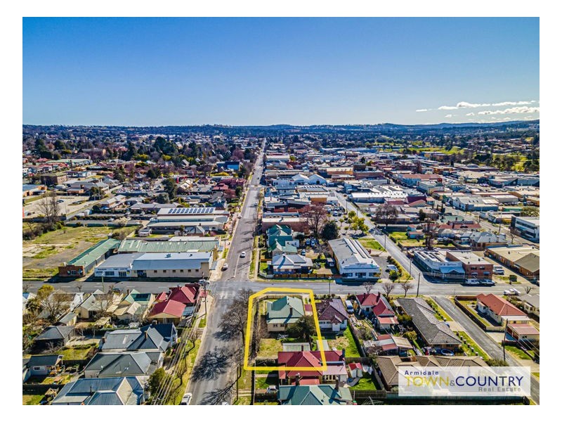 121 Taylor Street, Armidale NSW 2350