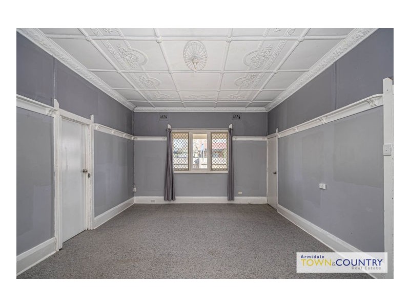 121 Taylor Street, Armidale NSW 2350