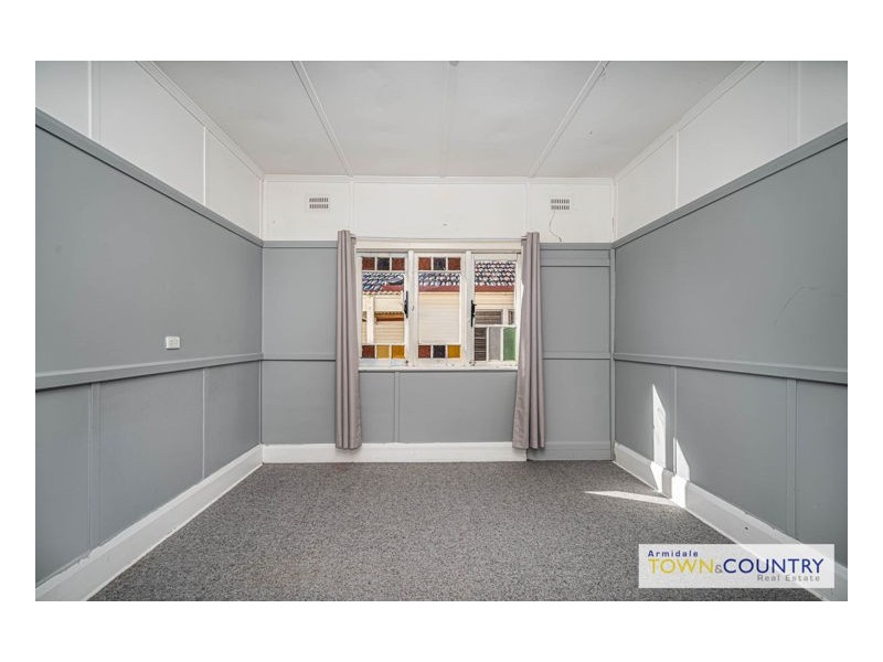 121 Taylor Street, Armidale NSW 2350