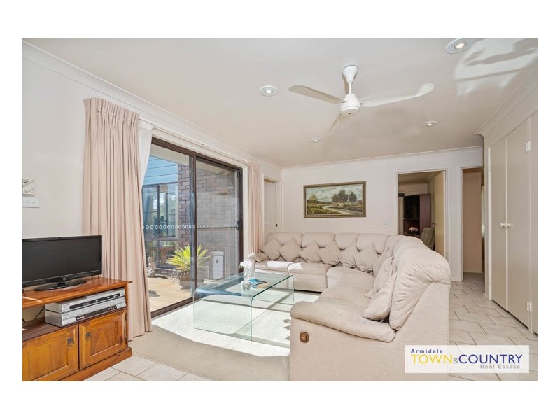 15 The Boulevarde, Armidale NSW 2350
