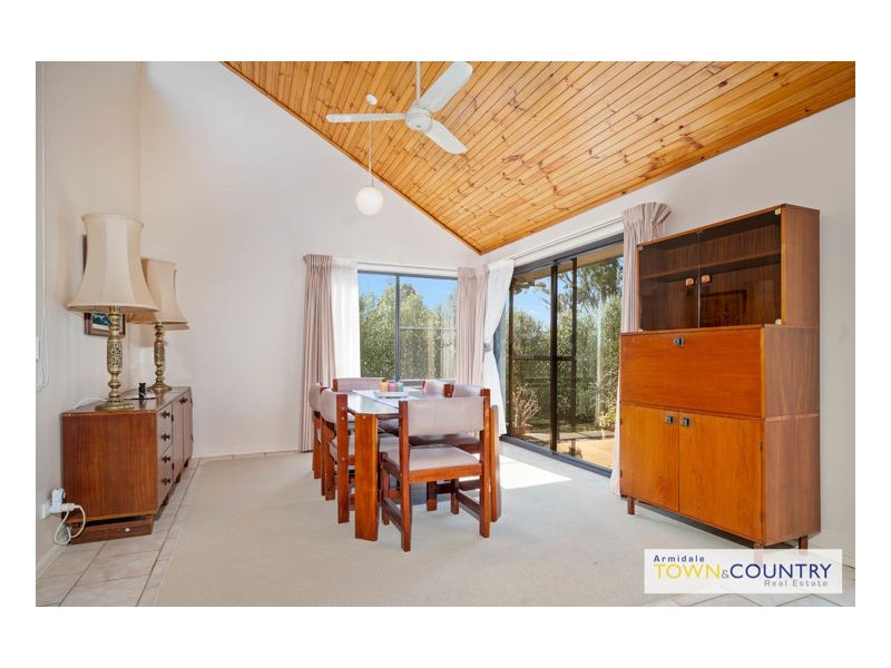 15 The Boulevarde, Armidale NSW 2350