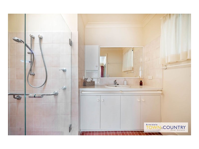 15 The Boulevarde, Armidale NSW 2350