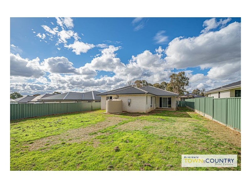 8 Morson Avenue, Armidale NSW 2350