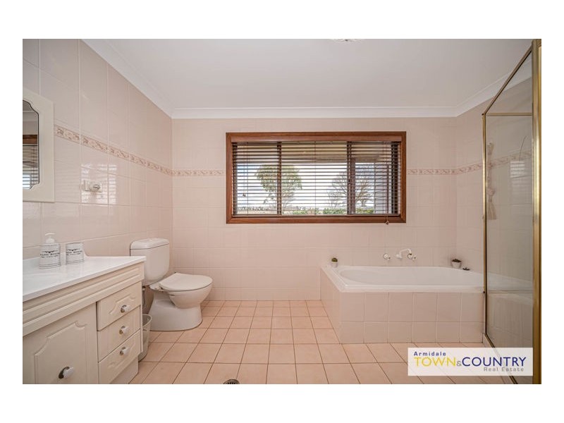 74 Andersons Road, Armidale NSW 2350