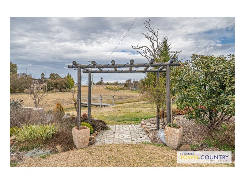 74 Andersons Road, Armidale NSW 2350