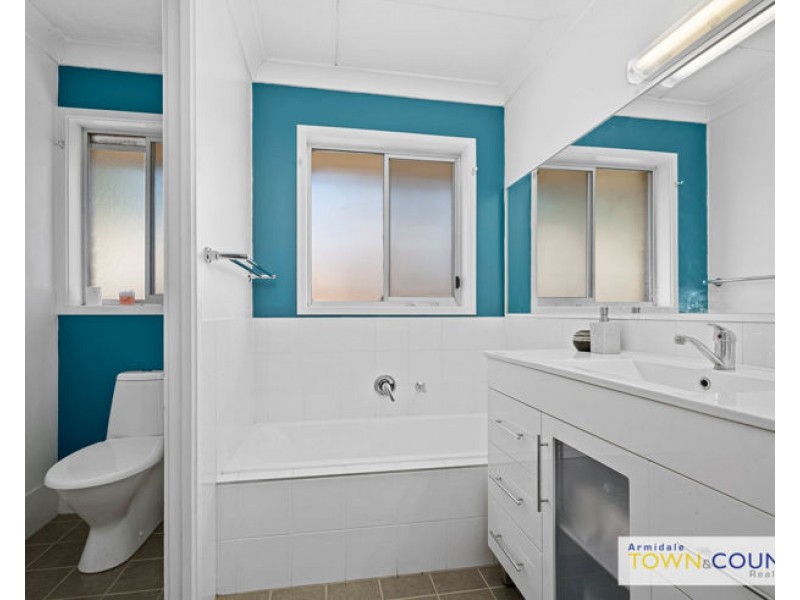 8 Nyssa Street, Armidale NSW 2350