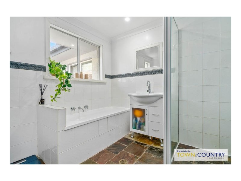 1040 Boorolong Road, Armidale NSW 2350