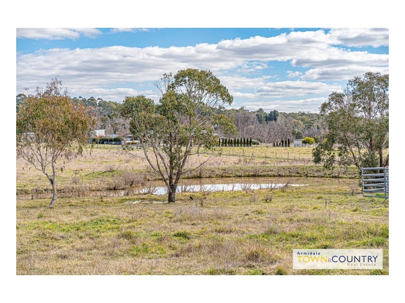 36 Dangarsleigh Road, Armidale NSW 2350