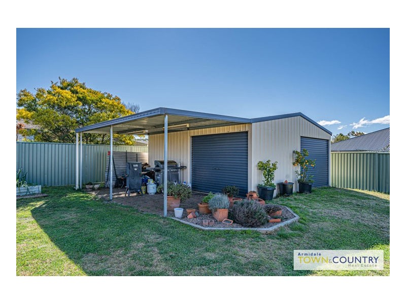 3 Hardman Close, Armidale NSW 2350