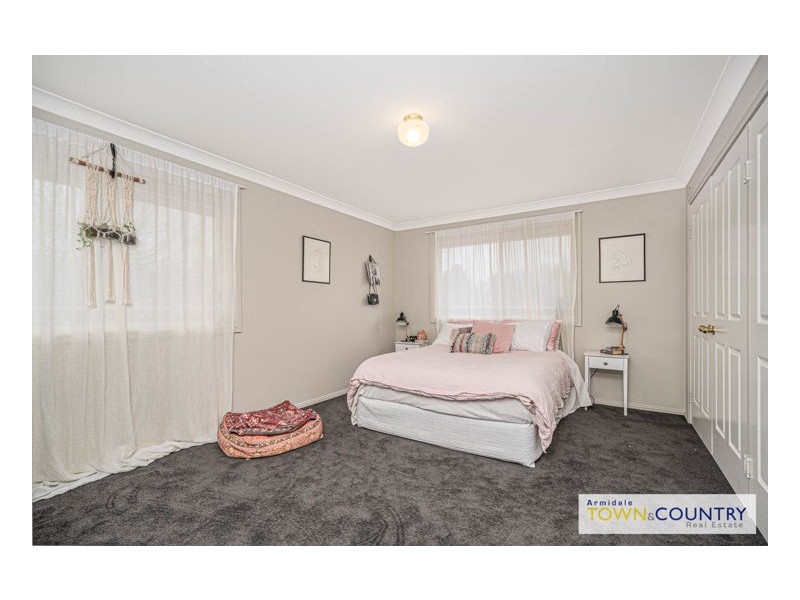99 The Avenue, Armidale NSW 2350