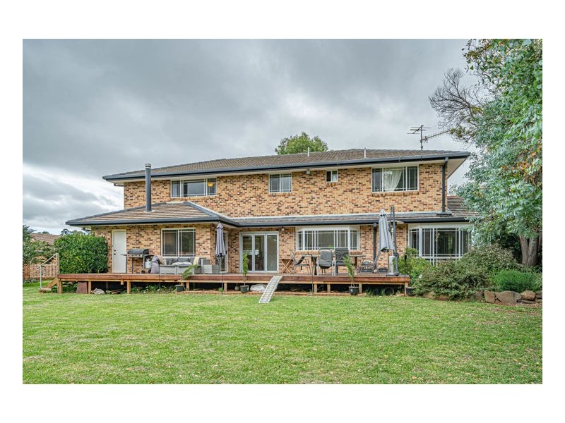 99 The Avenue, Armidale NSW 2350