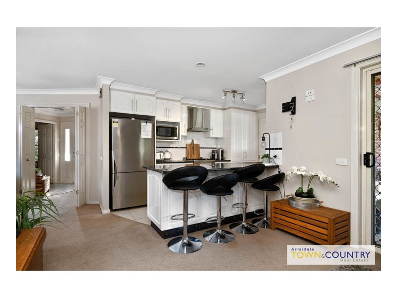17 MacDonald Drive, Armidale NSW 2350