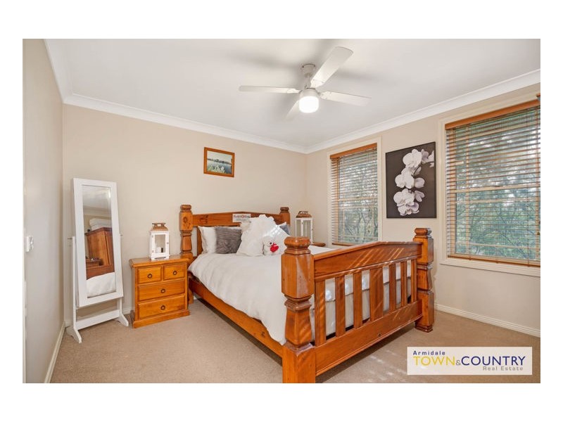 17 MacDonald Drive, Armidale NSW 2350