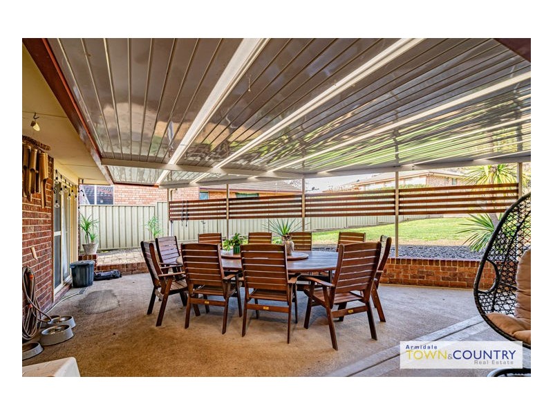 17 MacDonald Drive, Armidale NSW 2350
