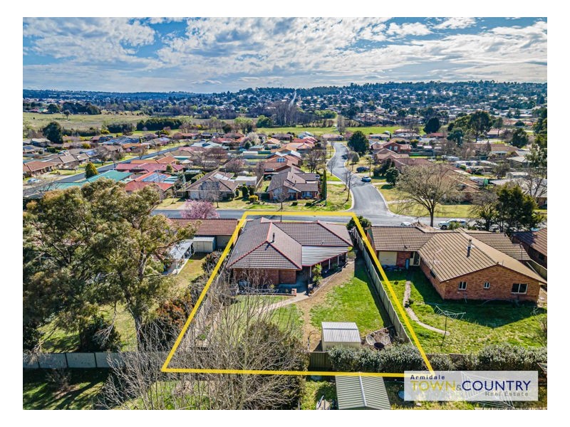 17 MacDonald Drive, Armidale NSW 2350
