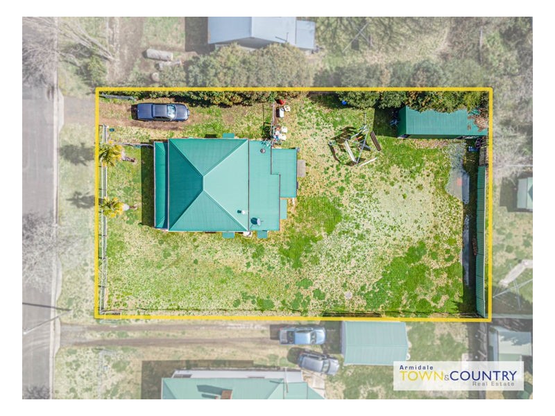 75 Mossman Street, Armidale NSW 2350