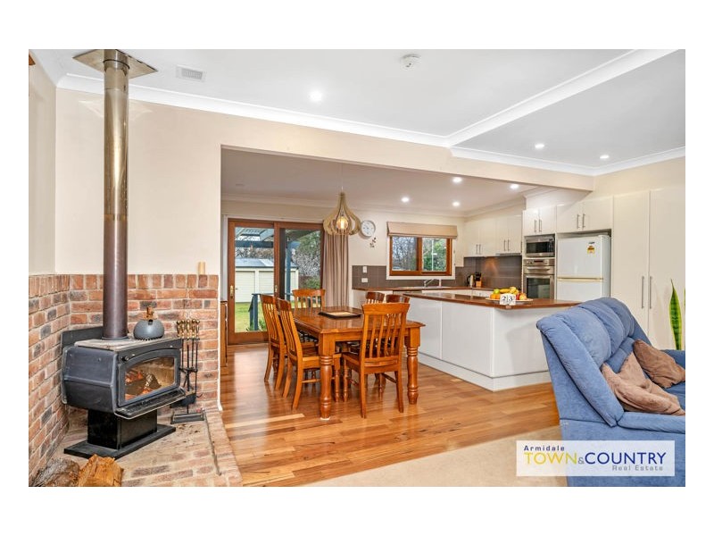 13 Canambe Street, Armidale NSW 2350