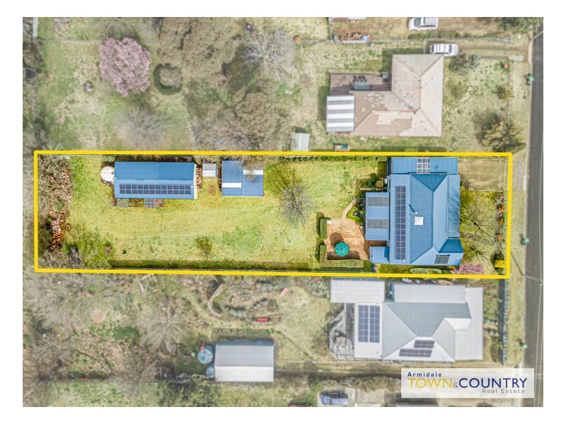 13 Canambe Street, Armidale NSW 2350