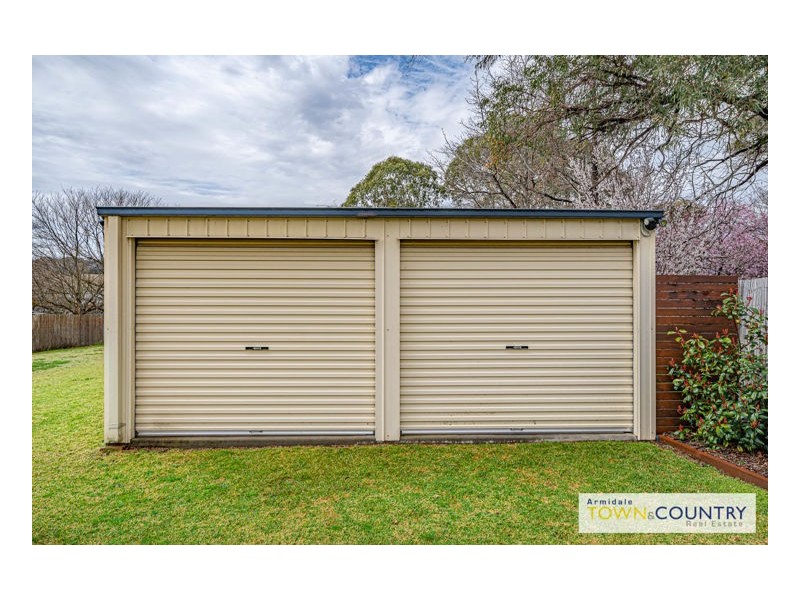 13 Canambe Street, Armidale NSW 2350