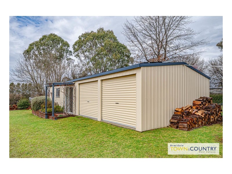 13 Canambe Street, Armidale NSW 2350