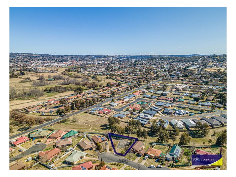 8 Eva Place, Armidale NSW 2350