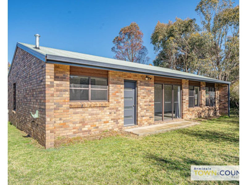 2/22 Samuelson Crescent, Armidale NSW 2350