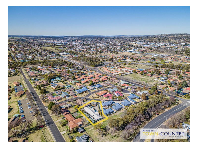 6 Grills PLace, Armidale NSW 2350