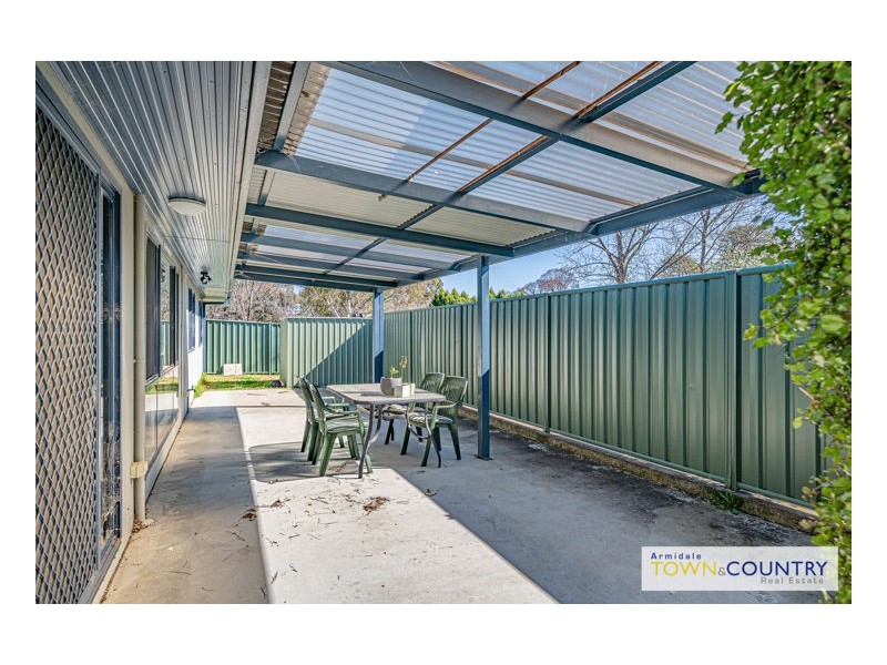 6 Grills PLace, Armidale NSW 2350