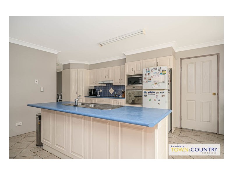 6 Grills PLace, Armidale NSW 2350