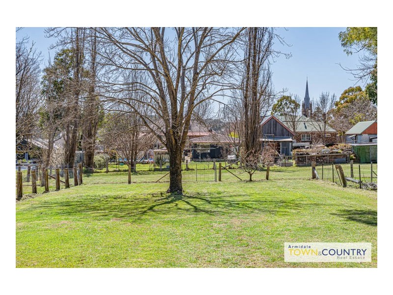133 Mann Street, Armidale NSW 2350