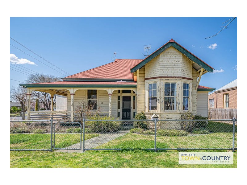 95 Taylor Street, Armidale NSW 2350